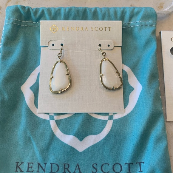Kendra Scott Purge!!!! - Picture 9 of 16